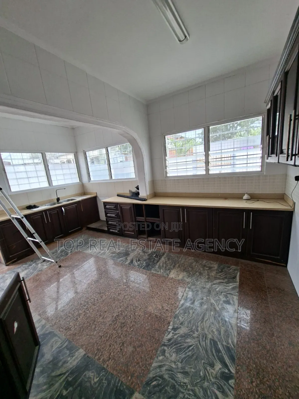 4bdrm House in 150, Ga East Municipal for rent