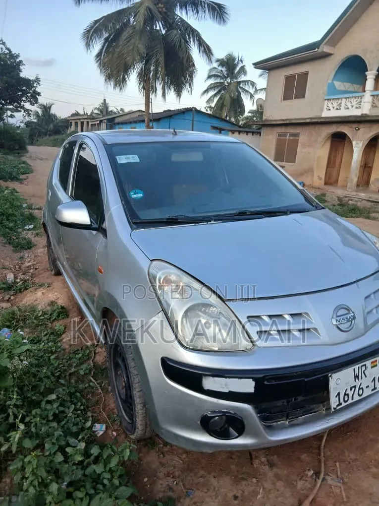 Nissan Pixo 1.0 FWD 2013 Silver