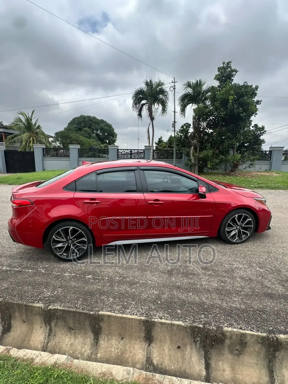 Toyota Corolla SE (1.8L 4cyl 2A) 2019 Red