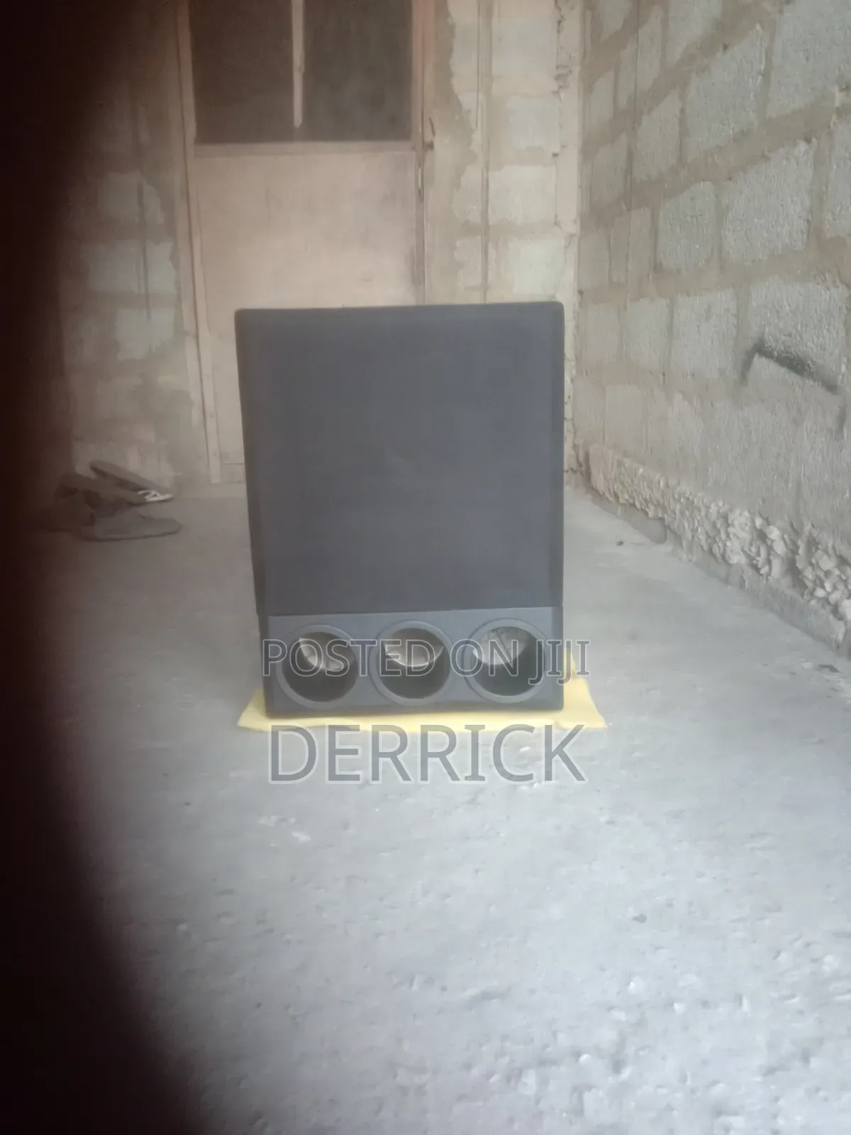 DerrickMax Electronics
