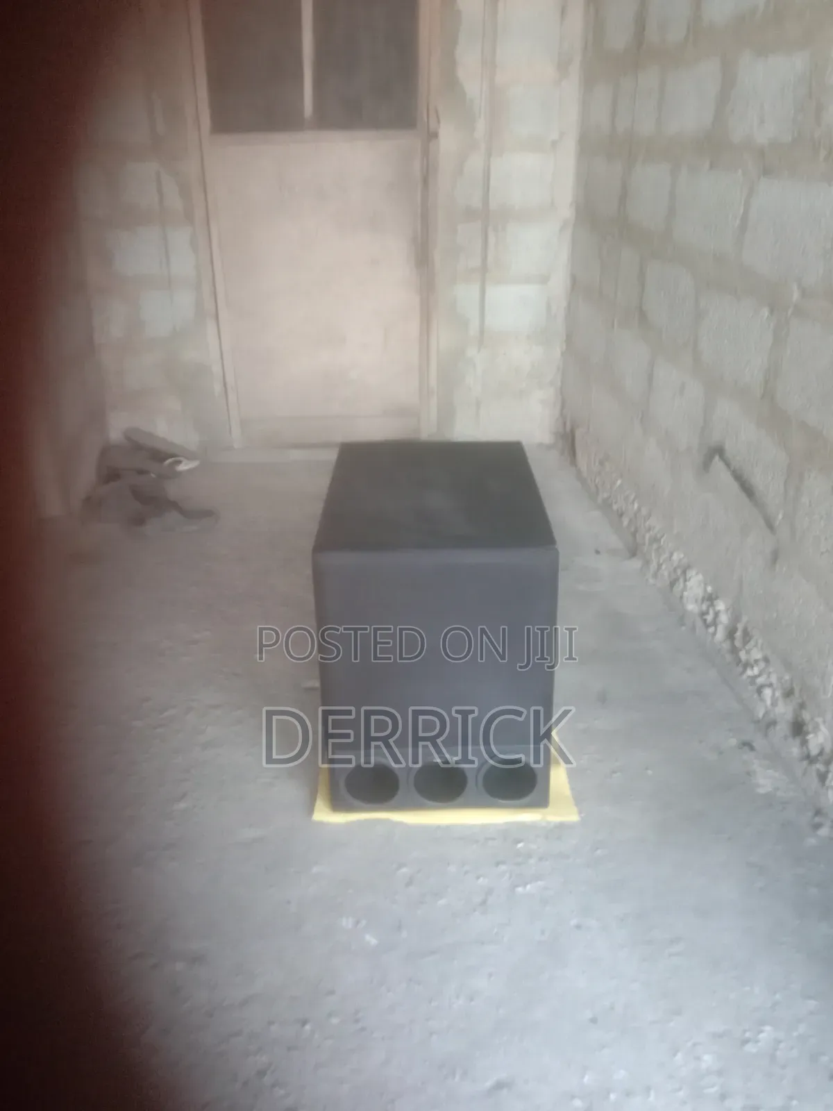 DerrickMax Electronics