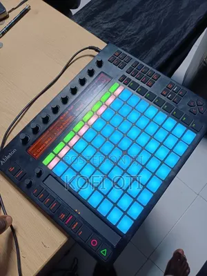 Ableton Push 1(drumpad/Drum Machine)