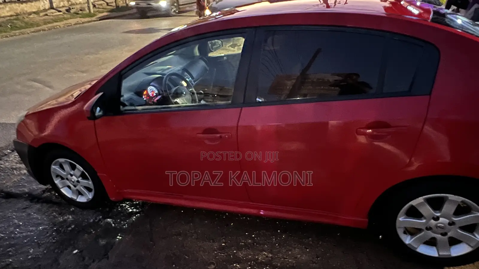 Nissan Sentra 2012 Red