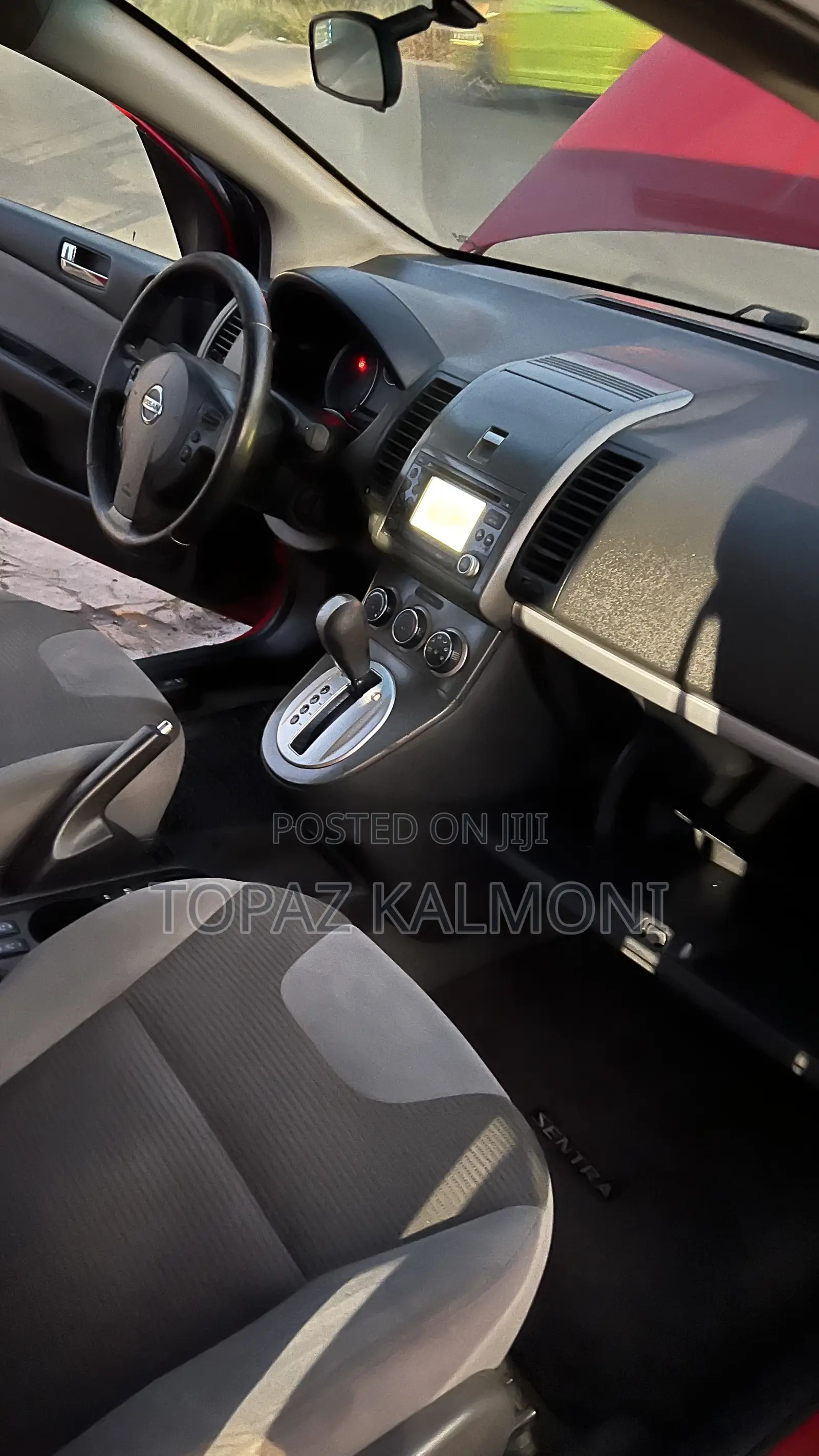 Nissan Sentra 2012 Red