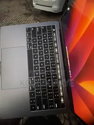 Laptop Apple MacBook Pro 2017 8GB Intel Core i5 SSD 500GB