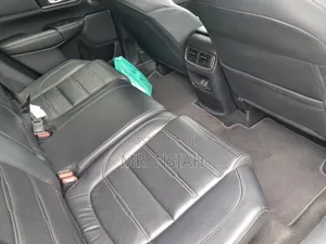 Honda CR-V Touring AWD 2019 Silver