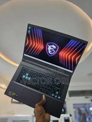 Laptop MSI GF75 Thin 8GB AMD Ryzen 5 SSD 512GB