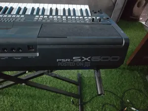 Yamaha Sx600