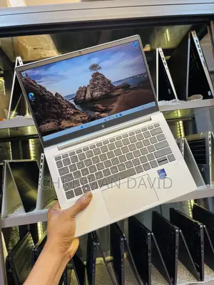 Laptop HP EliteBook 830 G9 16GB Intel Core i5 SSD 256GB