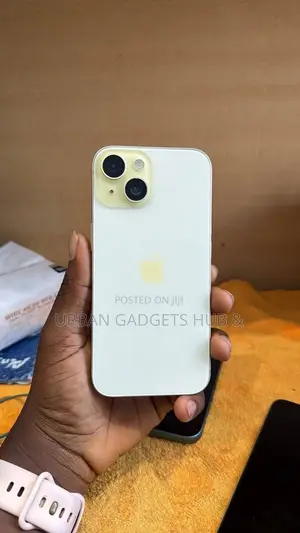 Apple iPhone 15 128 GB Yellow