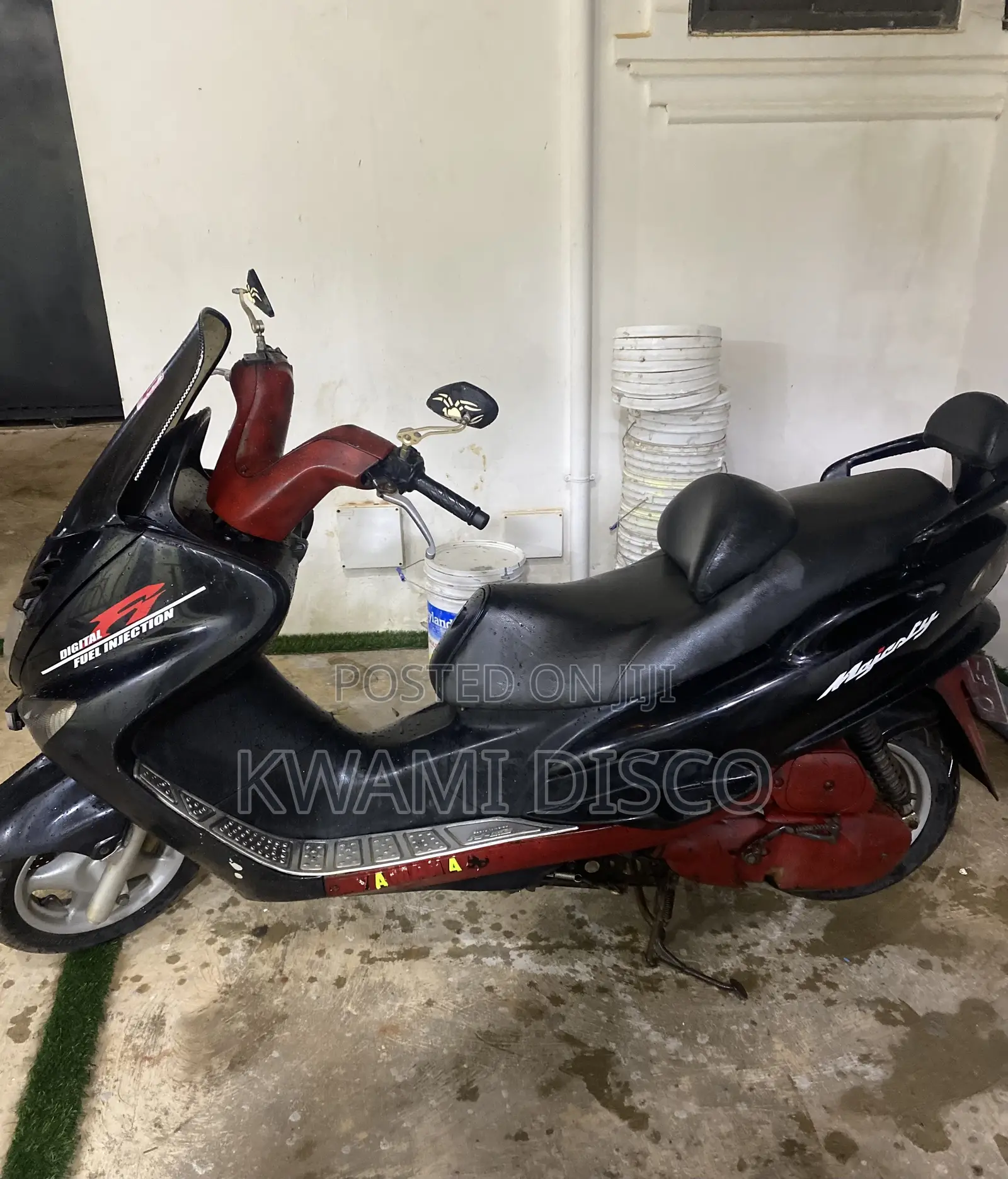 Yamaha Majesty 2017 Black