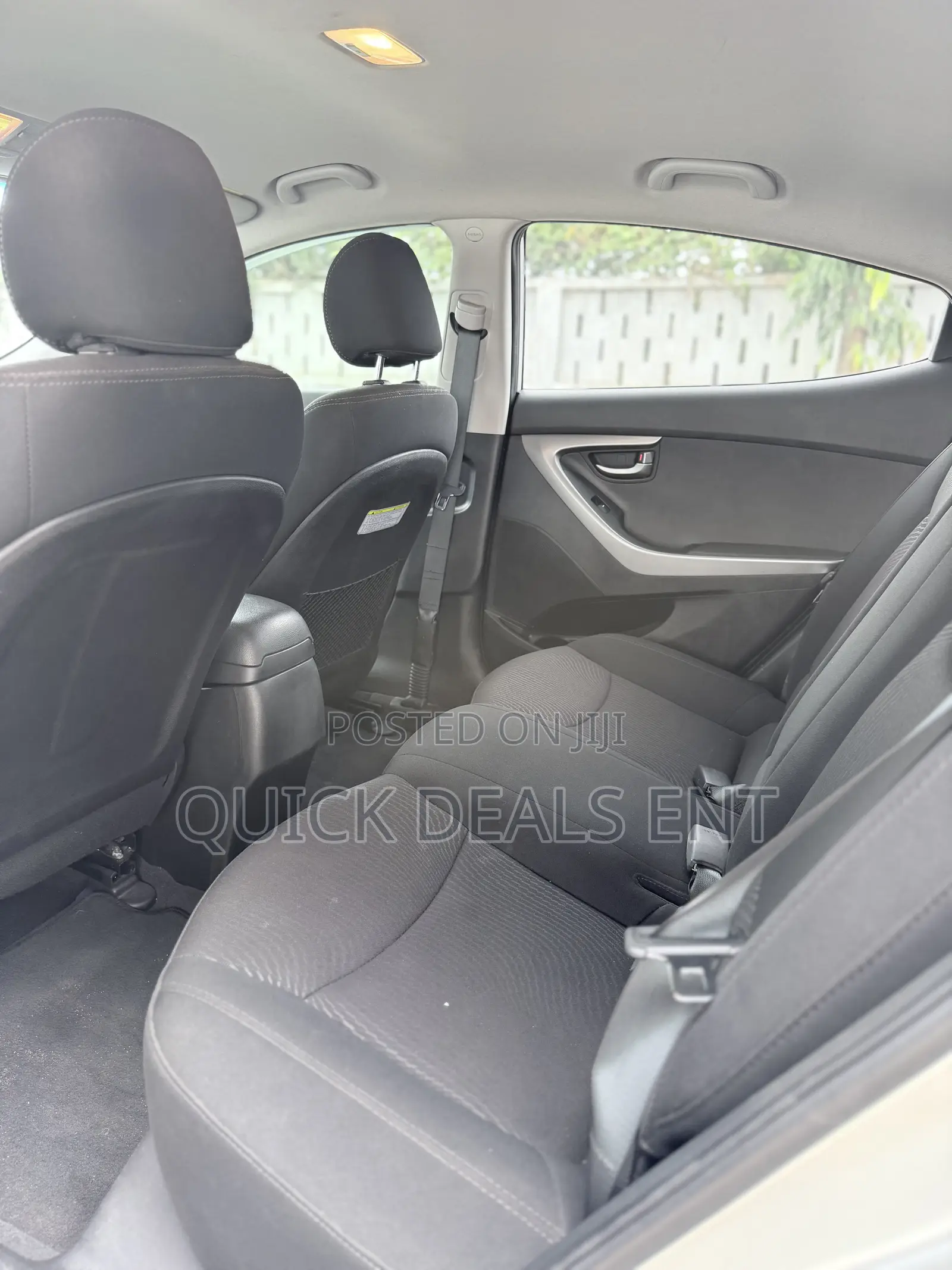 Hyundai Elantra SE Sedan FWD (1.8L 4cyl 6A) 2016 Silver
