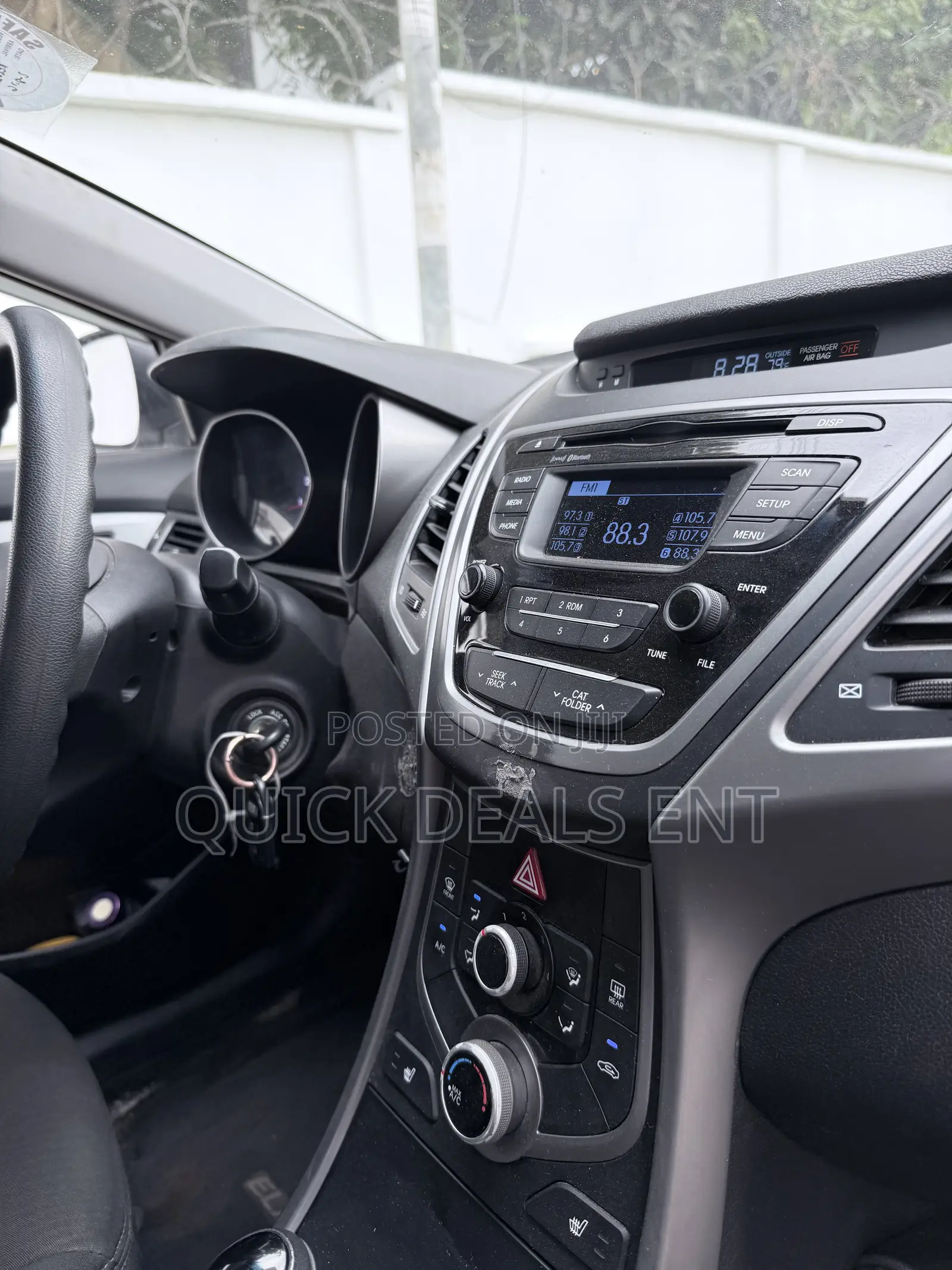 Hyundai Elantra SE Sedan FWD (1.8L 4cyl 6A) 2016 Silver
