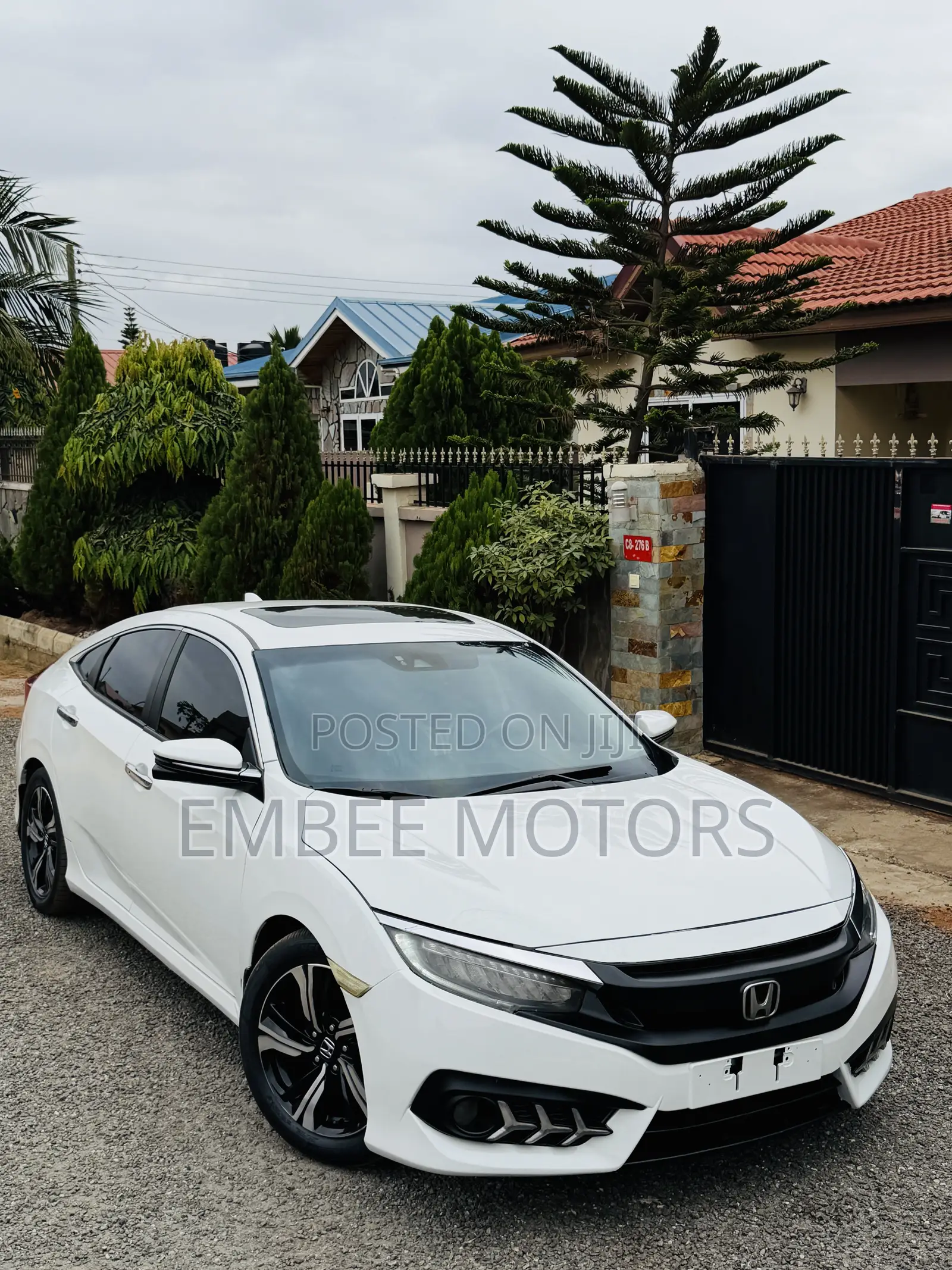 Honda Civic Touring 4dr Sedan (1.5L 4cyl) 2017 White