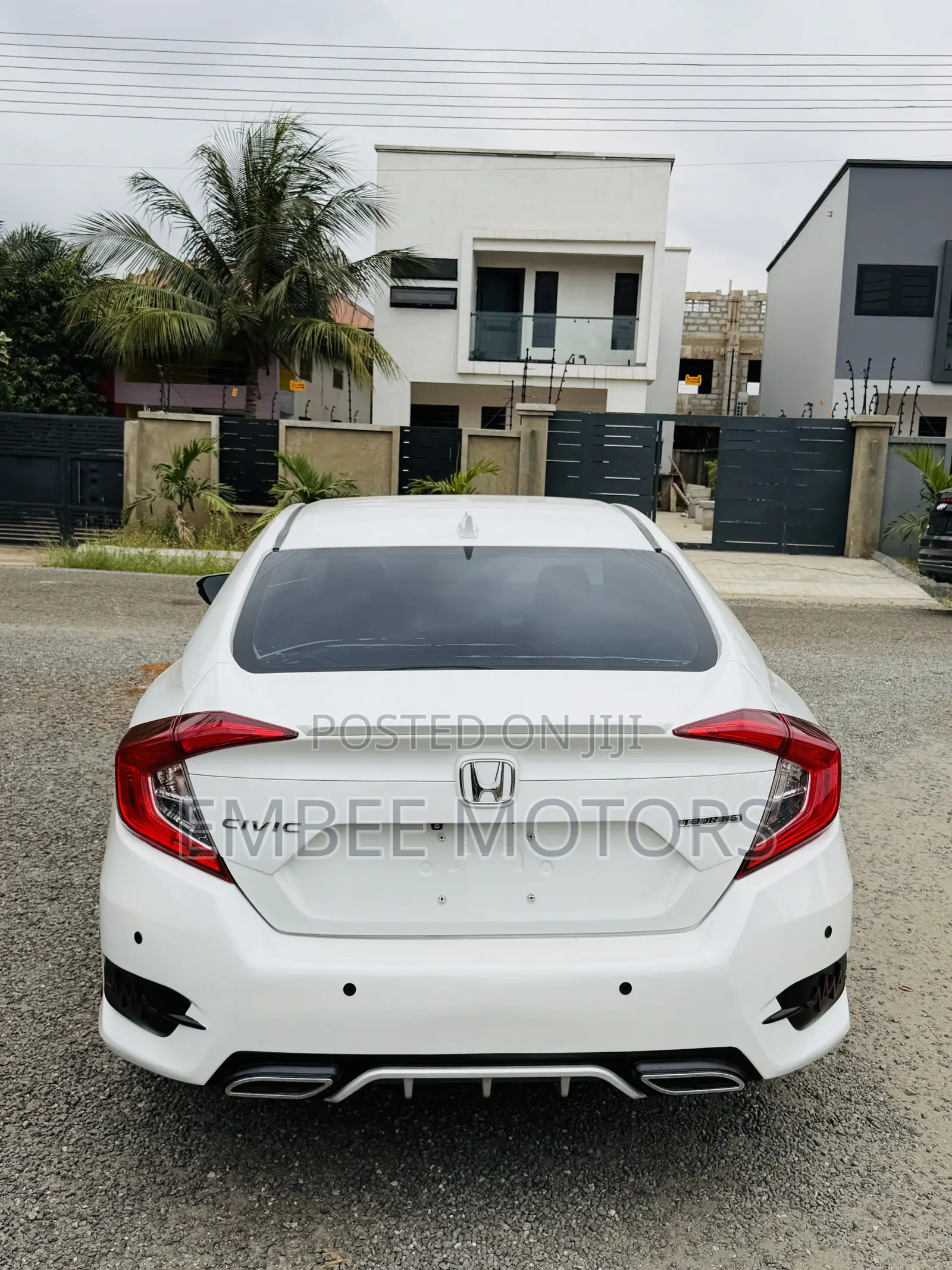Honda Civic Touring 4dr Sedan (1.5L 4cyl) 2017 White