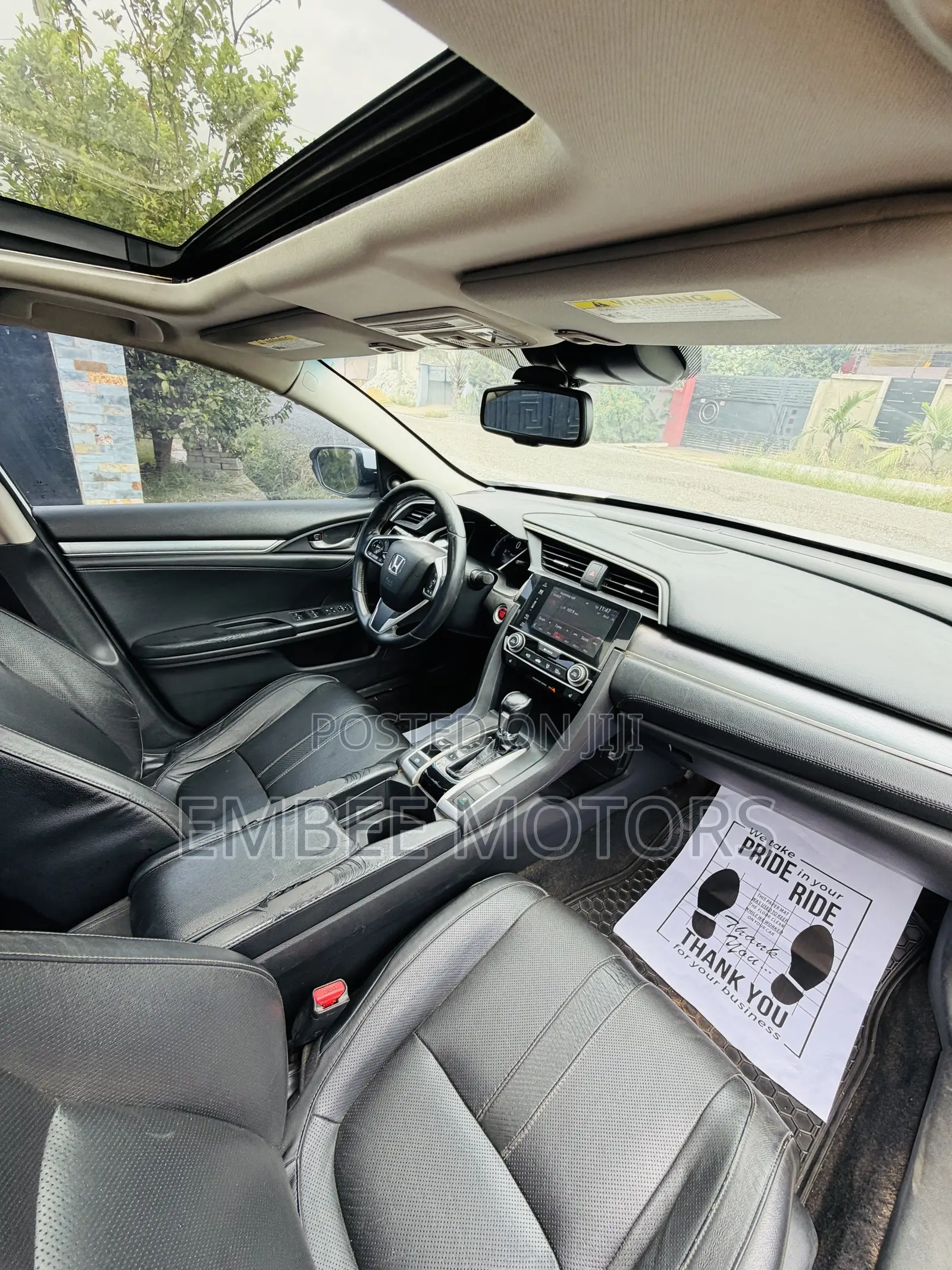 Honda Civic Touring 4dr Sedan (1.5L 4cyl) 2017 White