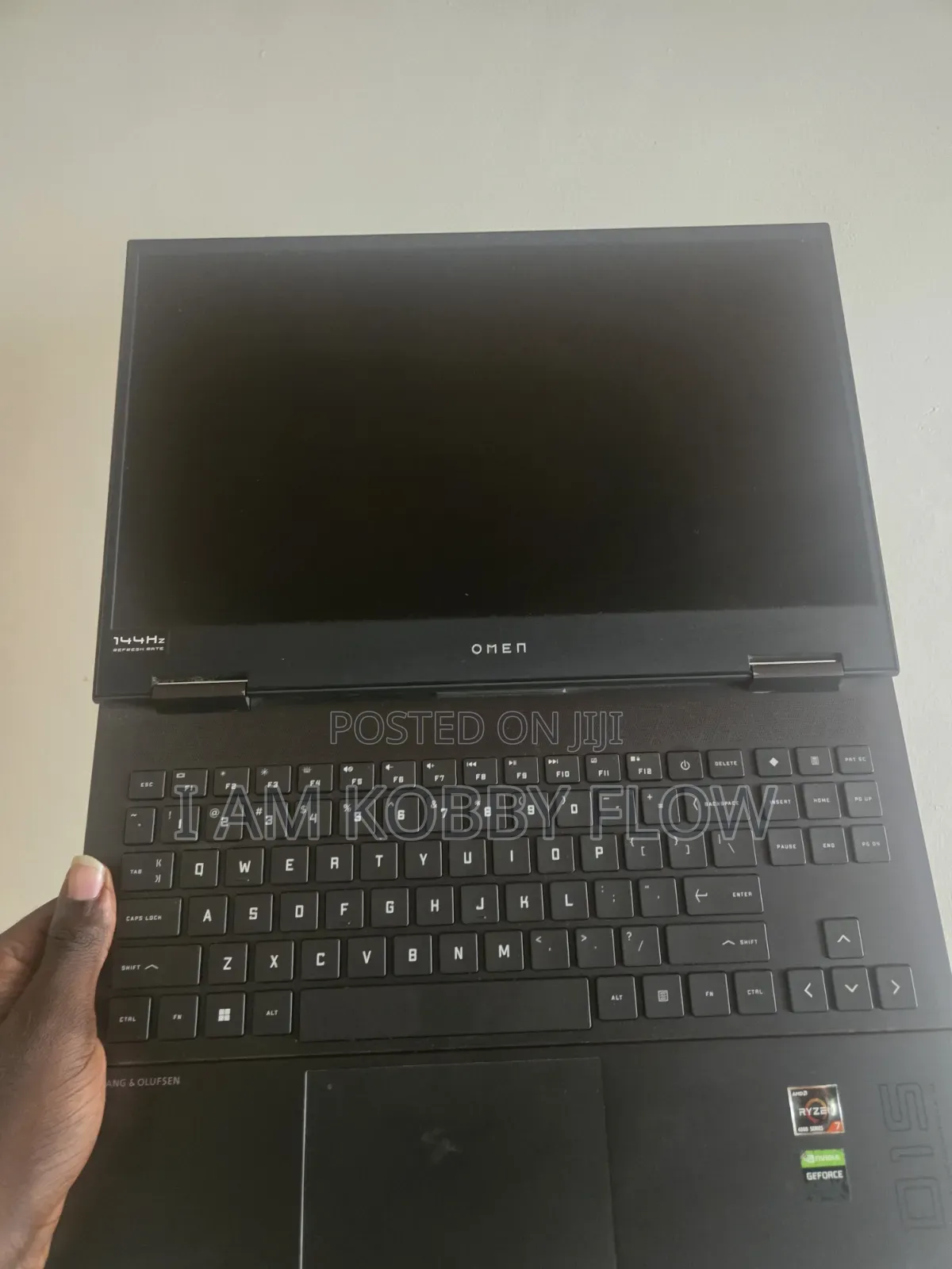 Laptop HP Omen 15 24GB AMD Ryzen 7 SSD 512GB