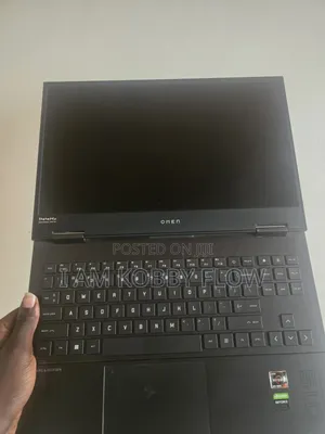 Laptop HP Omen 15 24GB AMD Ryzen 7 SSD 512GB