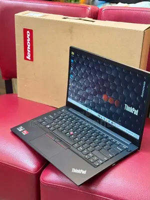 Laptop Lenovo ThinkPad T14 G3 16GB AMD Ryzen 5 SSD 256GB