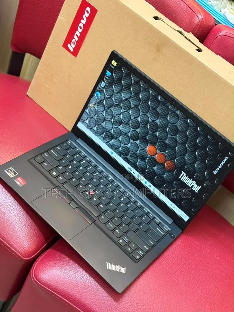 Laptop Lenovo ThinkPad T14 G3 16GB AMD Ryzen 5 SSD 256GB