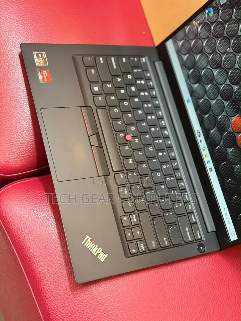Laptop Lenovo ThinkPad T14 G3 16GB AMD Ryzen 5 SSD 256GB