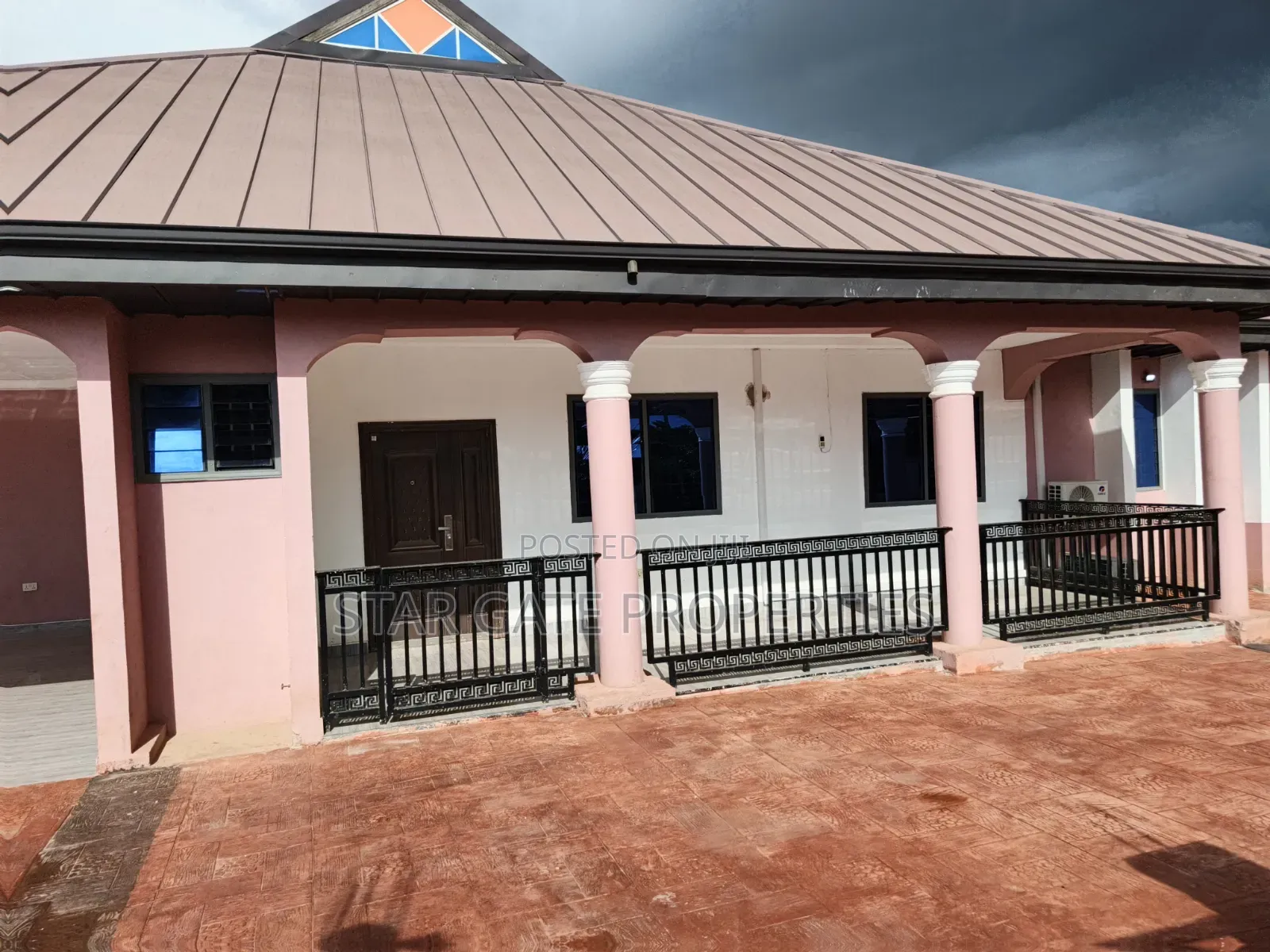 3bdrm House in Kumasi Metropolitan for rent