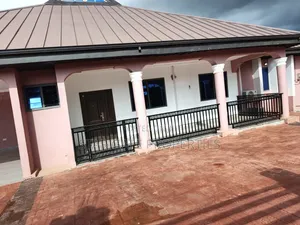 3bdrm House in Kumasi Metropolitan for rent