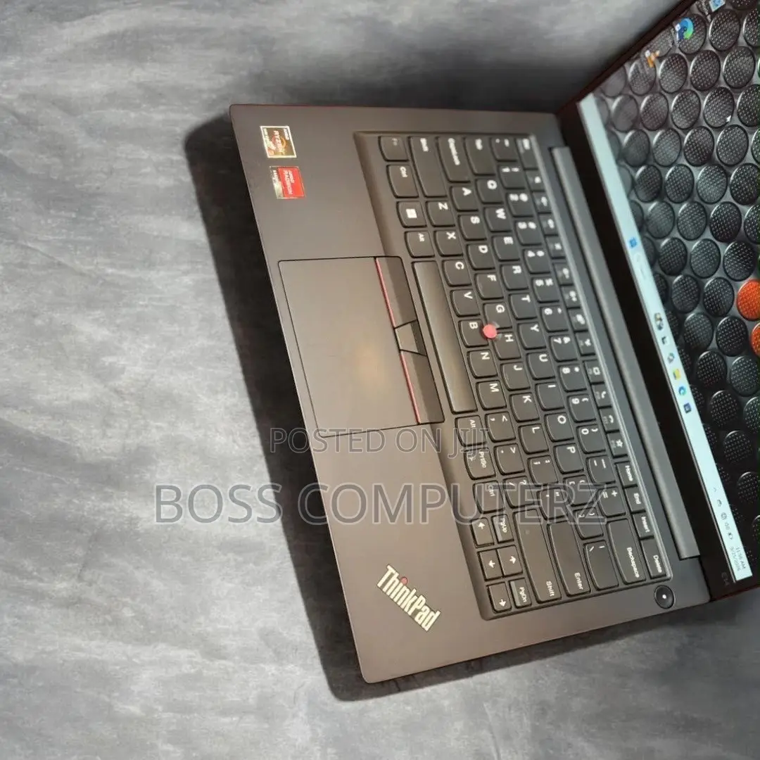 Laptop Lenovo ThinkPad E14 Gen 3 16GB AMD Ryzen 5 SSD 512GB