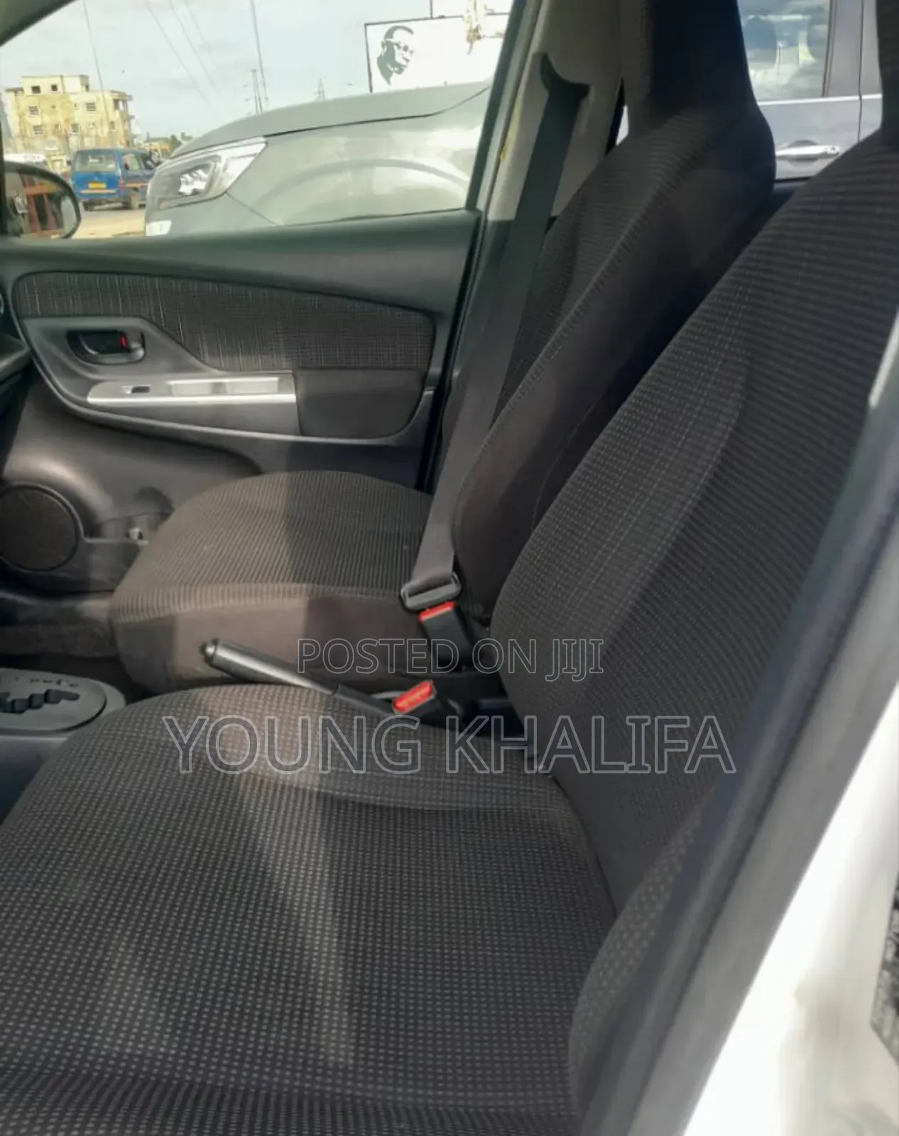 Toyota Vitz 2014 White