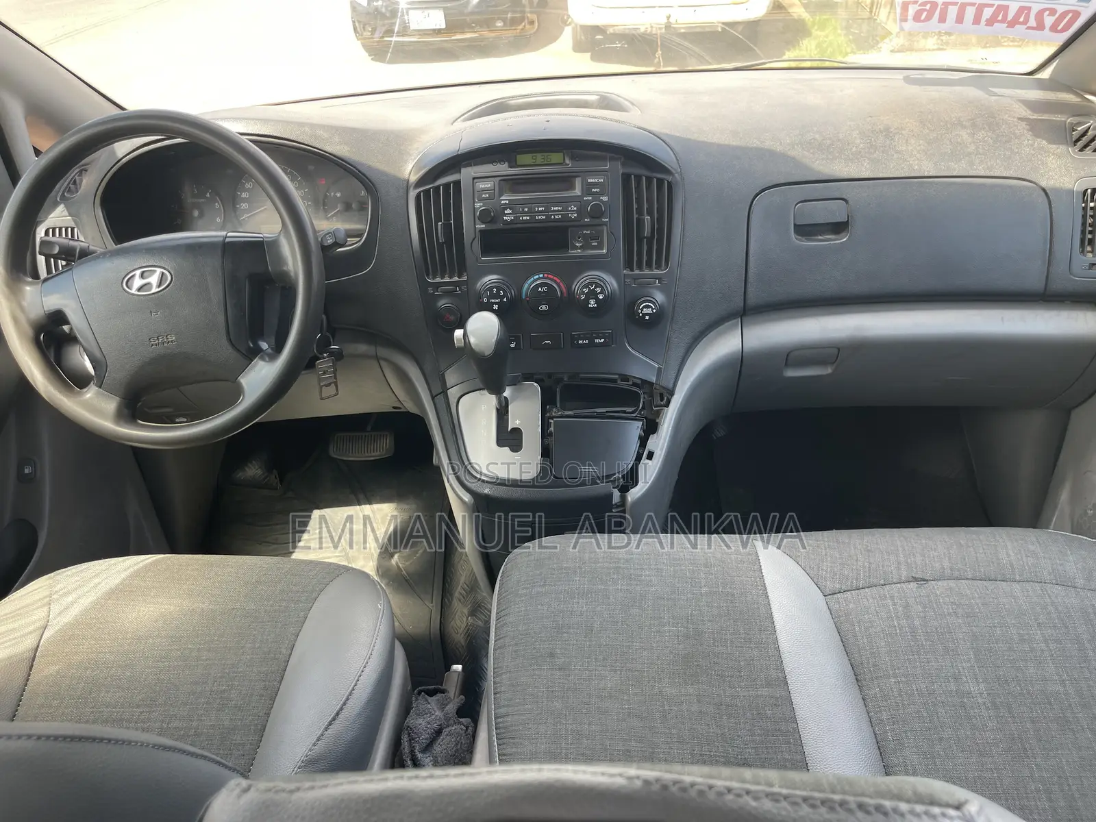 Hyundai H1 2016 Silver