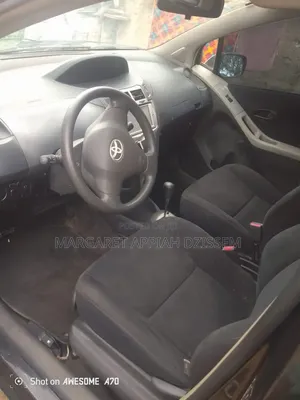 Toyota Vitz 2010 Black