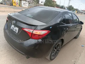 Toyota Corolla 2015 Black