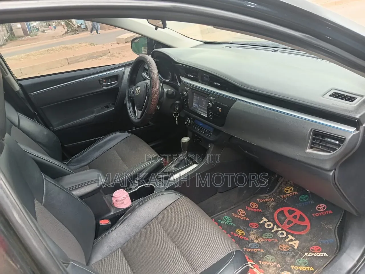 Toyota Corolla 2015 Black