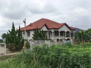 6bdrm House in Kumasi Metropolitan for sale