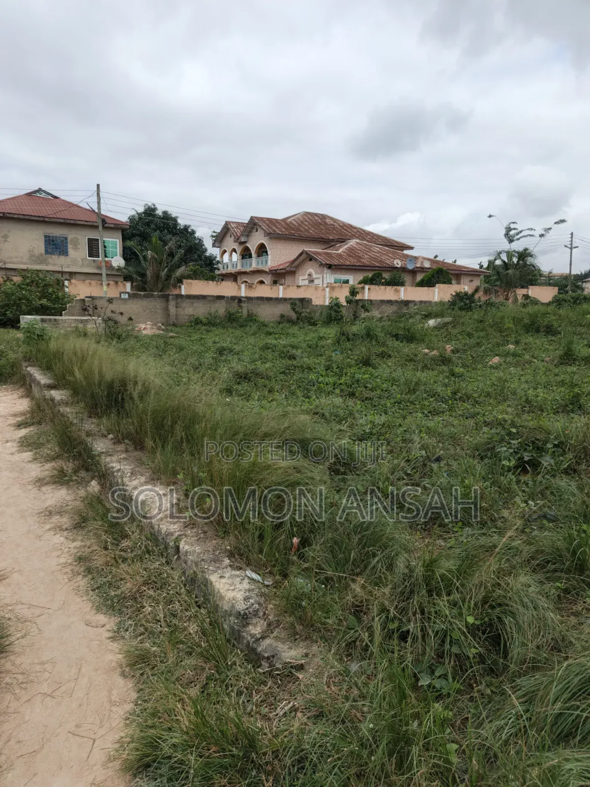 A Very Big Plot of Land for Sale at Dompease-Aprabo