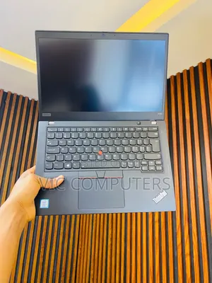 Laptop Lenovo ThinkPad X390 16GB Intel Core i7 SSD 512GB