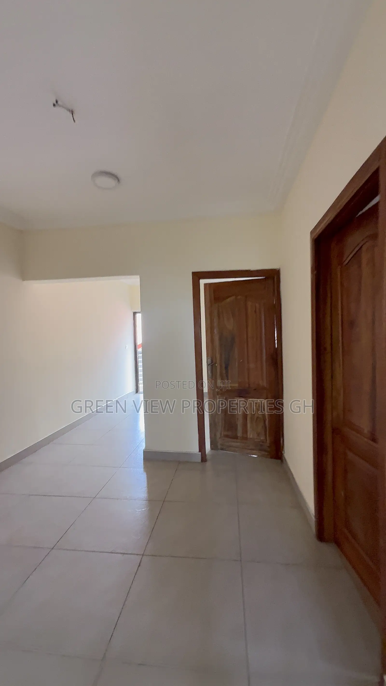 1bdrm Room & Parlour in West Hills Mall Area for rent