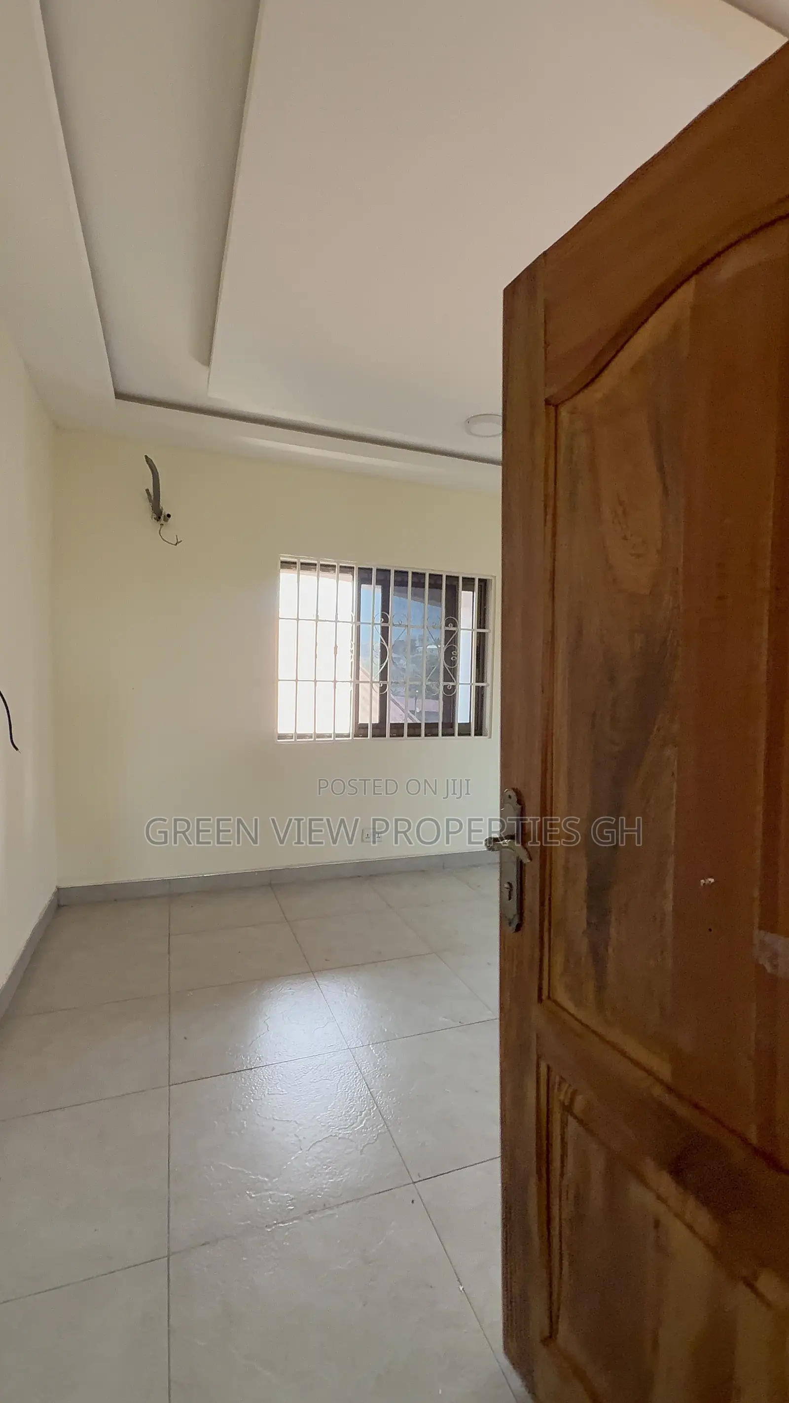 1bdrm Room & Parlour in West Hills Mall Area for rent