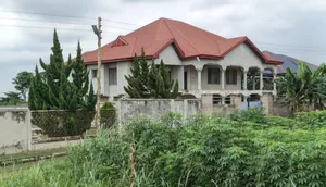 6bdrm House in Kumasi Metropolitan for sale