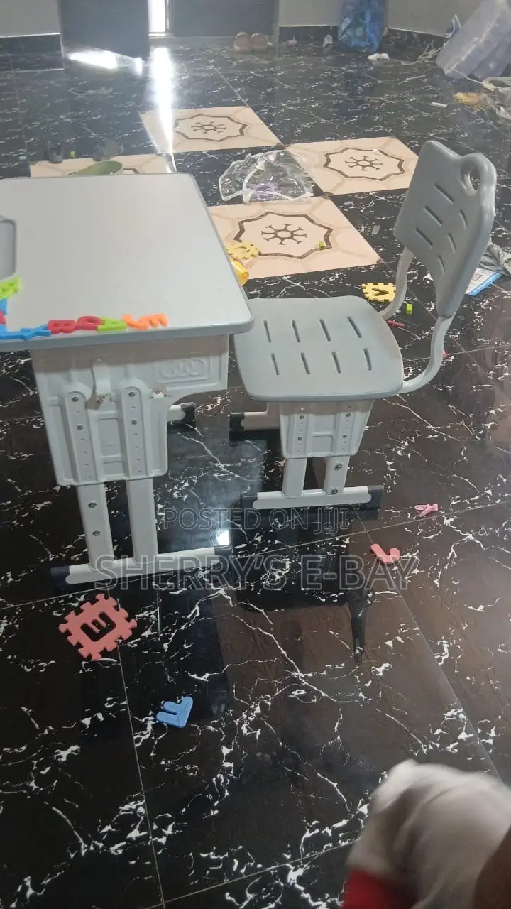 Quality Kids Desk