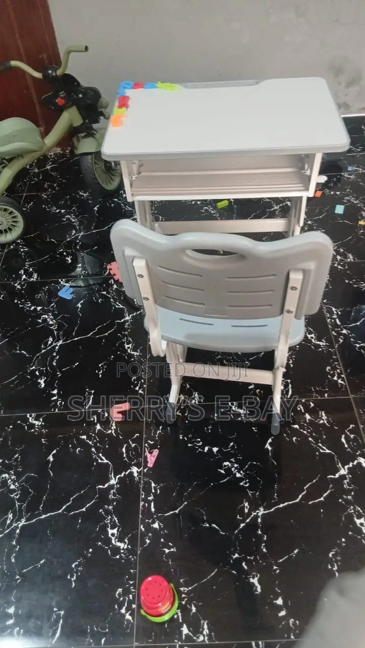 Quality Kids Desk