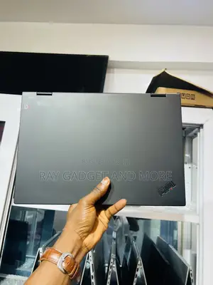 Laptop Lenovo ThinkPad X1 Yoga 16GB Intel Core i7 SSD 256GB