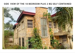 10bdrm House in Acp Pokoase Estate, Pokuase for sale