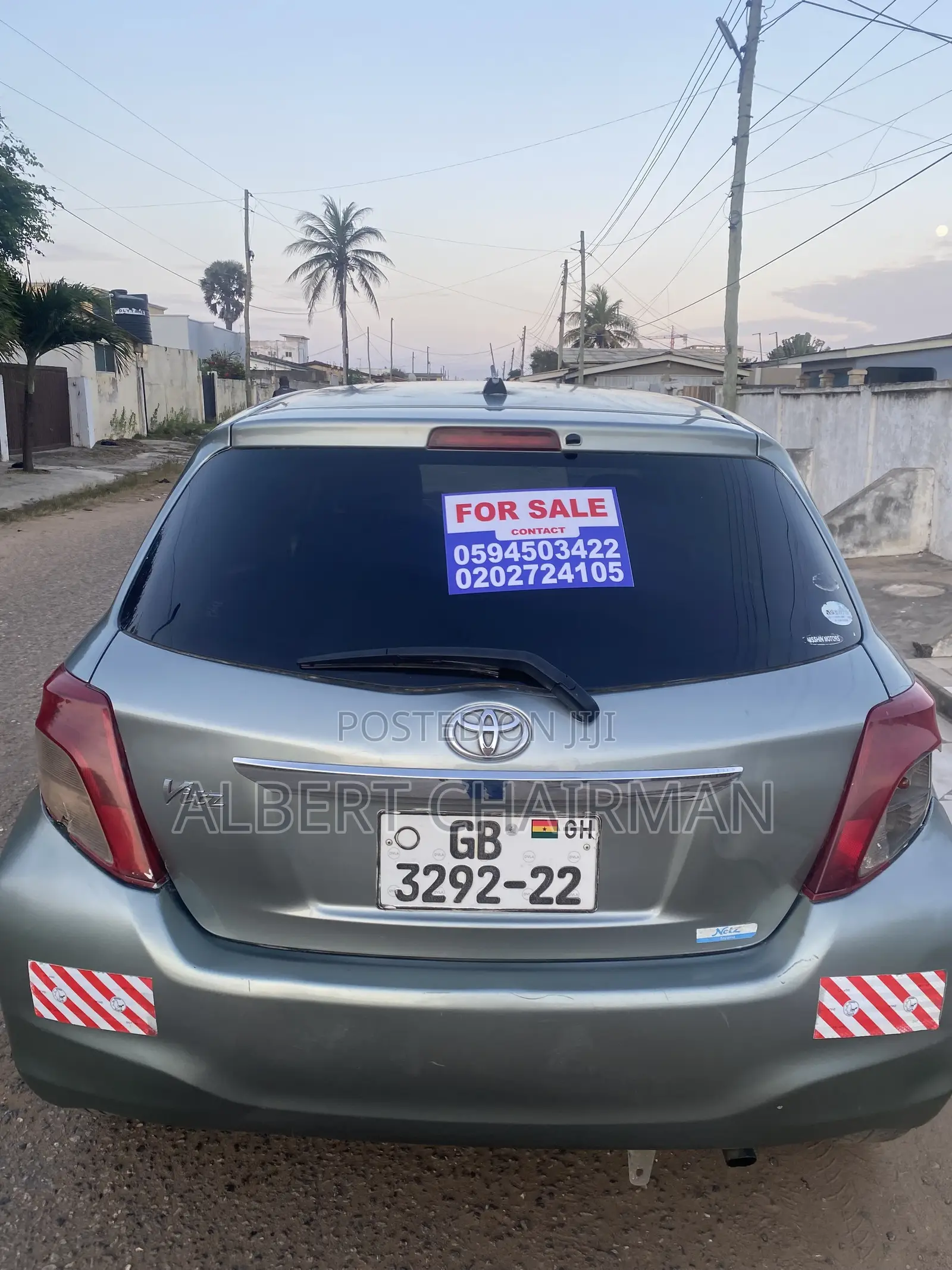 Toyota Vitz 1.3 AWD 5dr 2012 Green