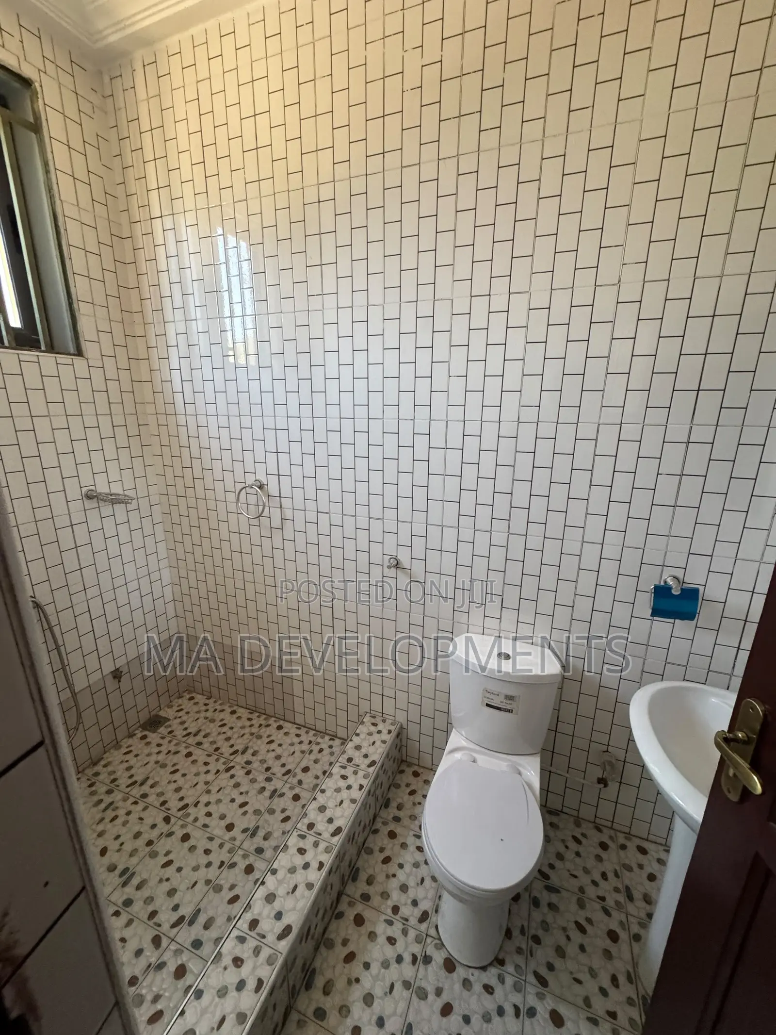 2bdrm Apartment in Madev Realty, Achimota for rent
