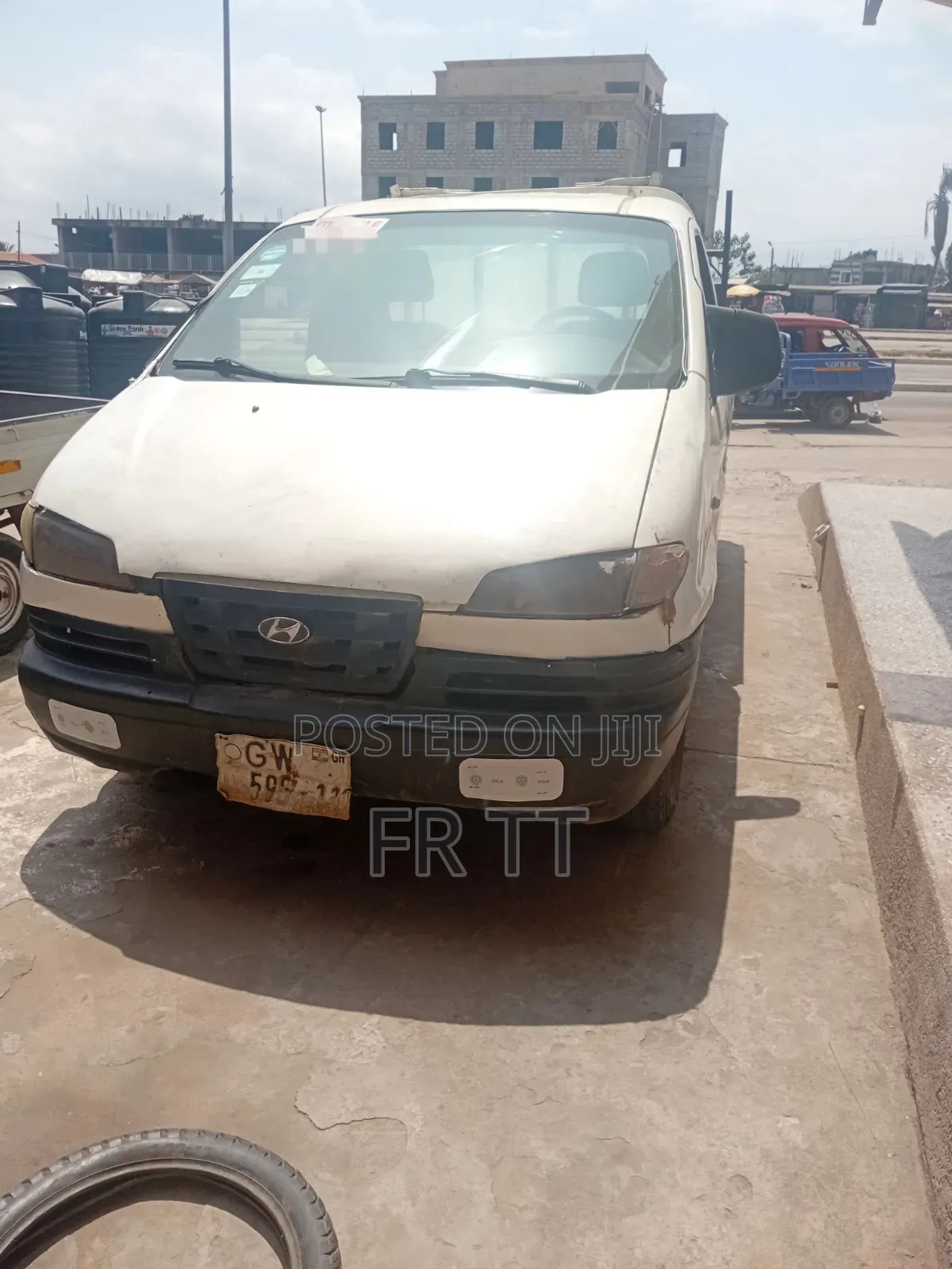 Hyundai H200 2010 White