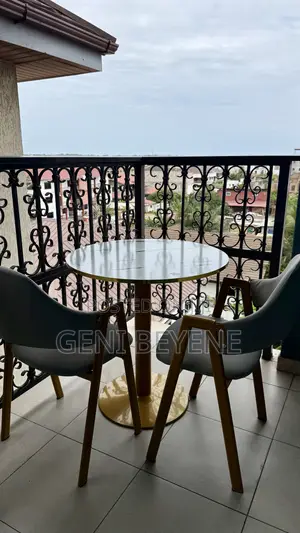 Spacious King Room Near Labadi Beach