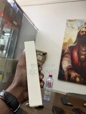 New Apple iPhone 18 Pro 256 GB Silver