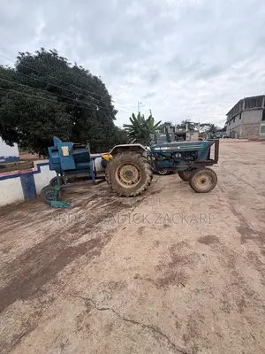 Ford Tractor 5000