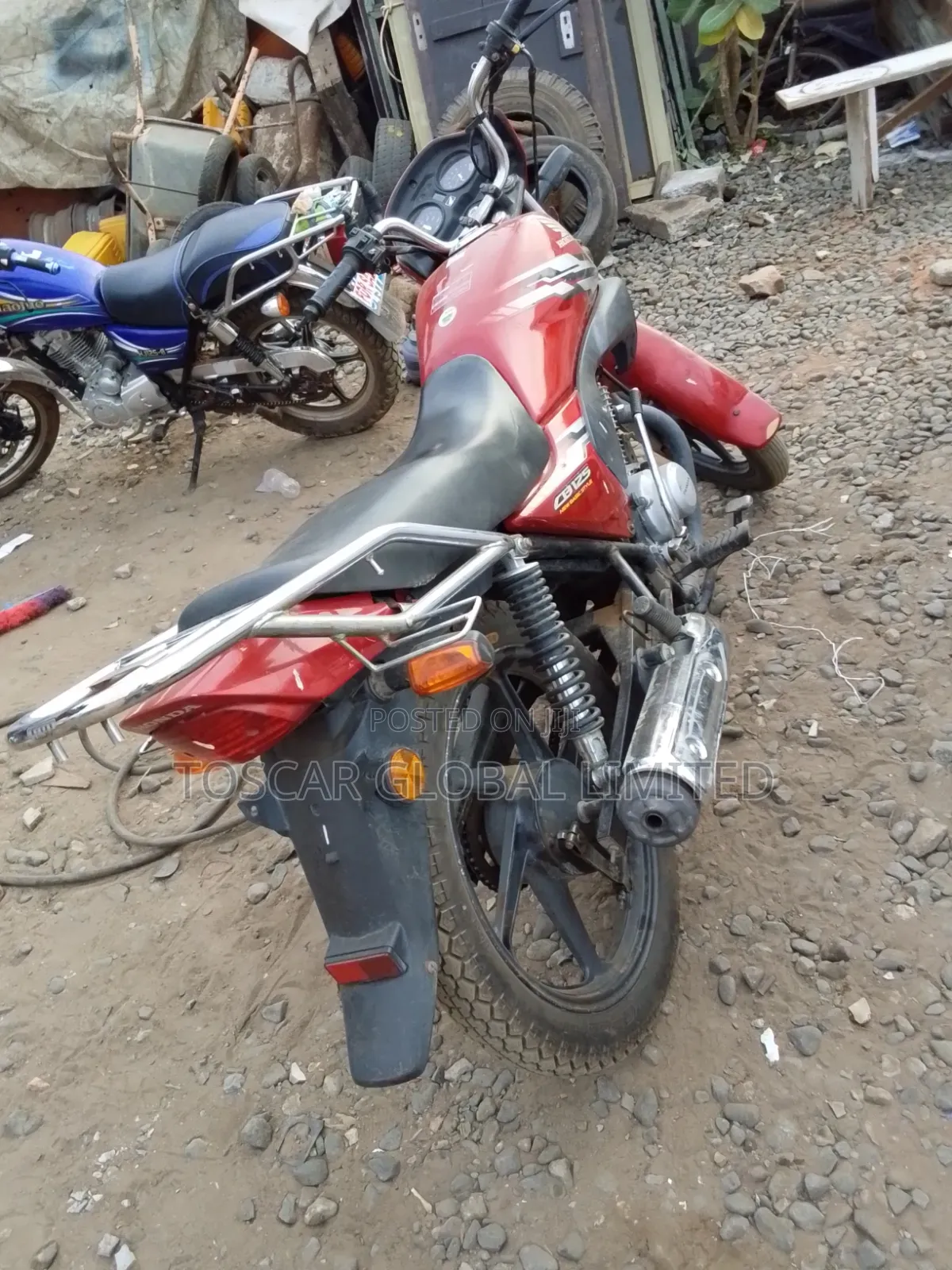 Honda CB 2018 Red
